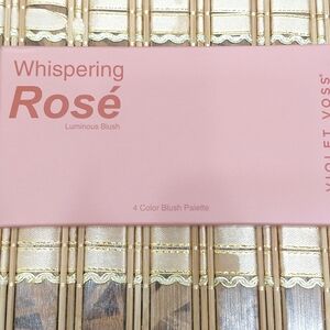 Violet Voss whispering rose eyeshadow palette